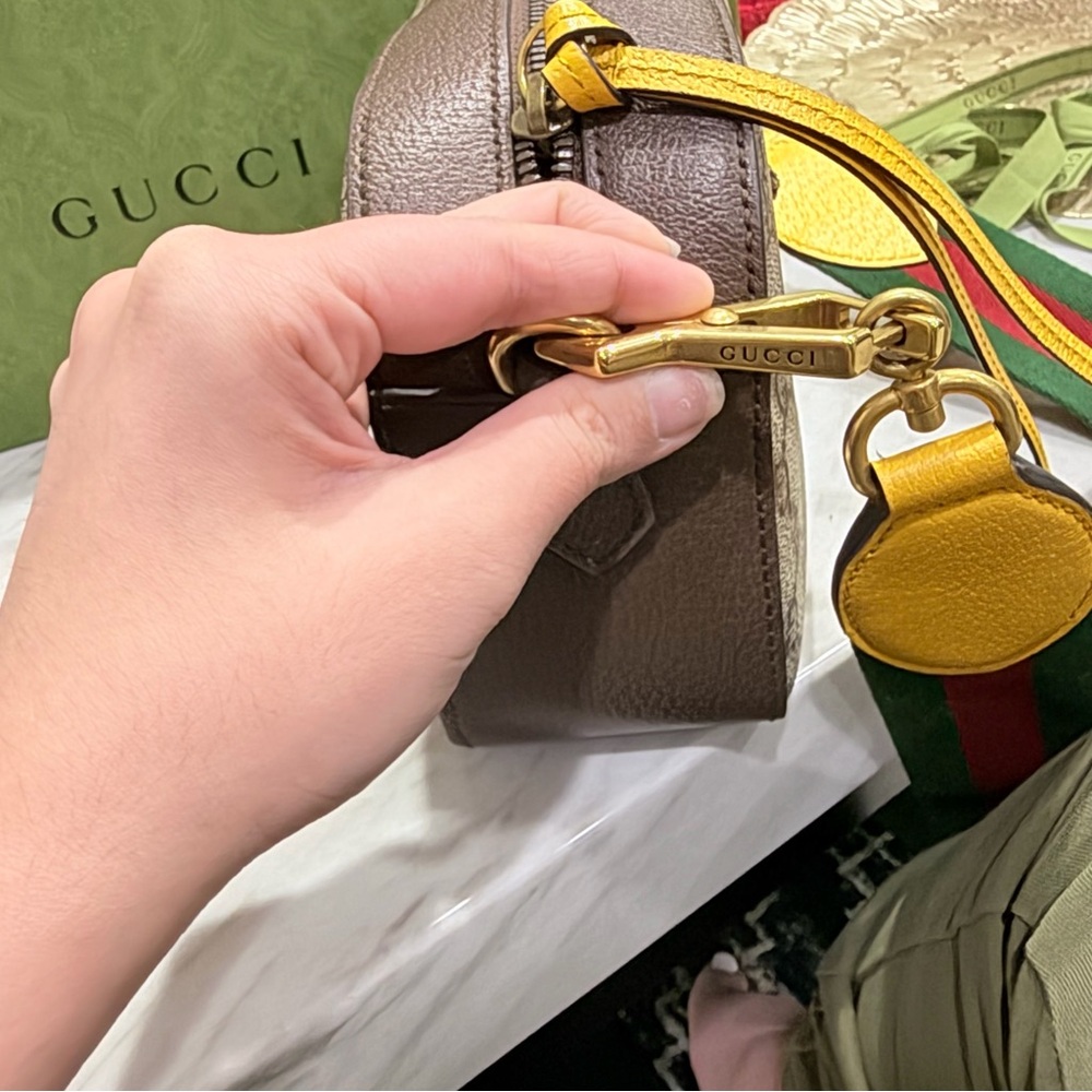 Gucci Crossbody Bag - Picture 7 of 8